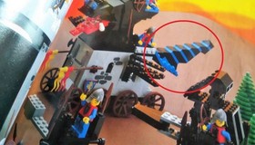 LEGO 6061 Siege Tower Crusaders Black Falcons Castle Minifigures