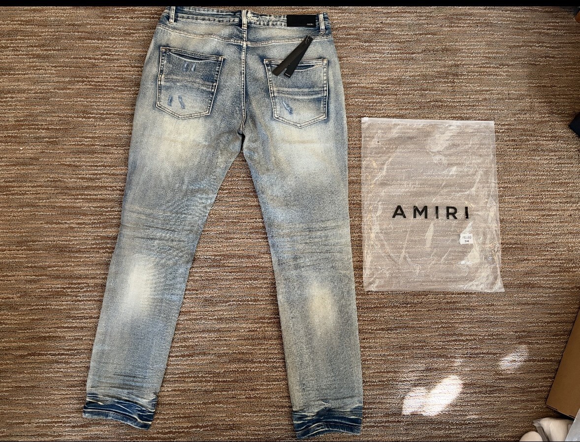 Amiri Men's Distressed Blue Jeans Size 34 Brand New with Tags