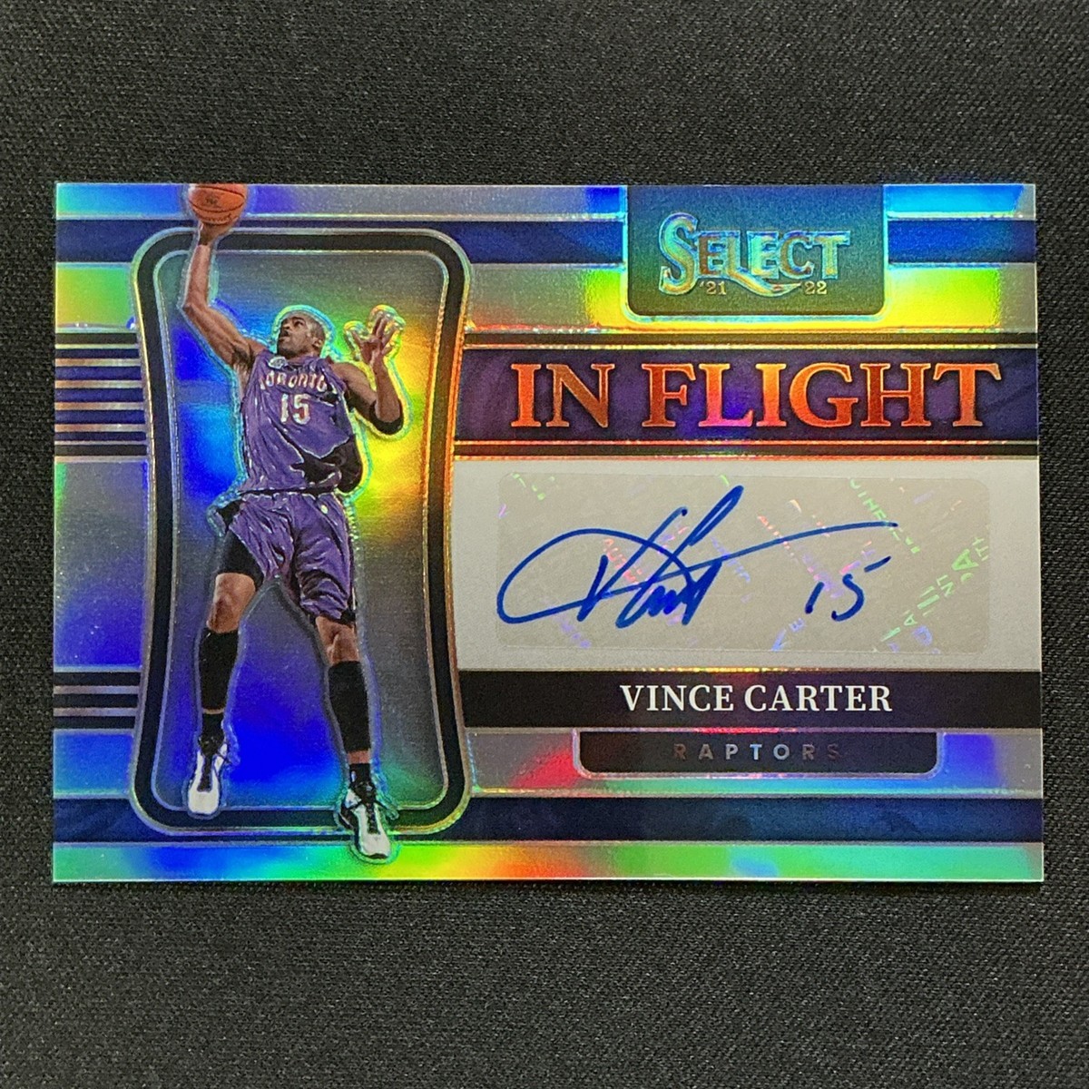 Vince Carter 2021-22 Panini Select IF-VCT In Flight Auto Silver