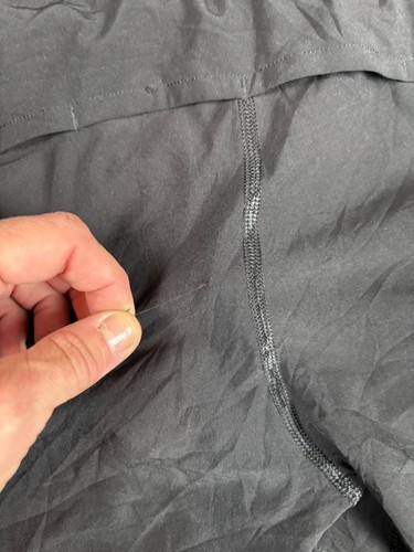 Lululemon Womens Black Speed Up Athletic Running Shorts With Zip Pocket sz 6 *sn - Picture 3 of 9