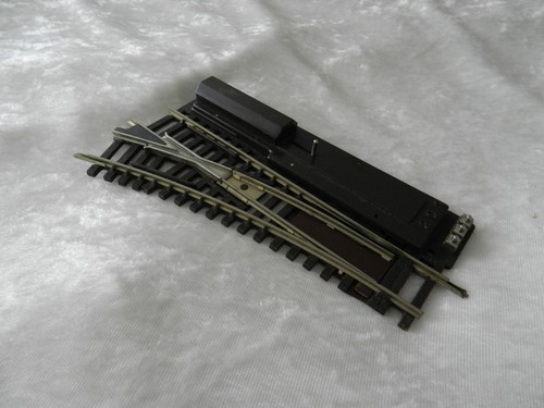 Aiguillage Gauche 24° Roco - Échelle N (1:160) - Pour Réseau De Train électrique - Référence 22255 - Occasion