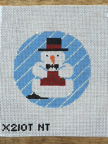 Bonhomme de neige avec chapeau ornement aiguille toile peinte à la main X210T NT