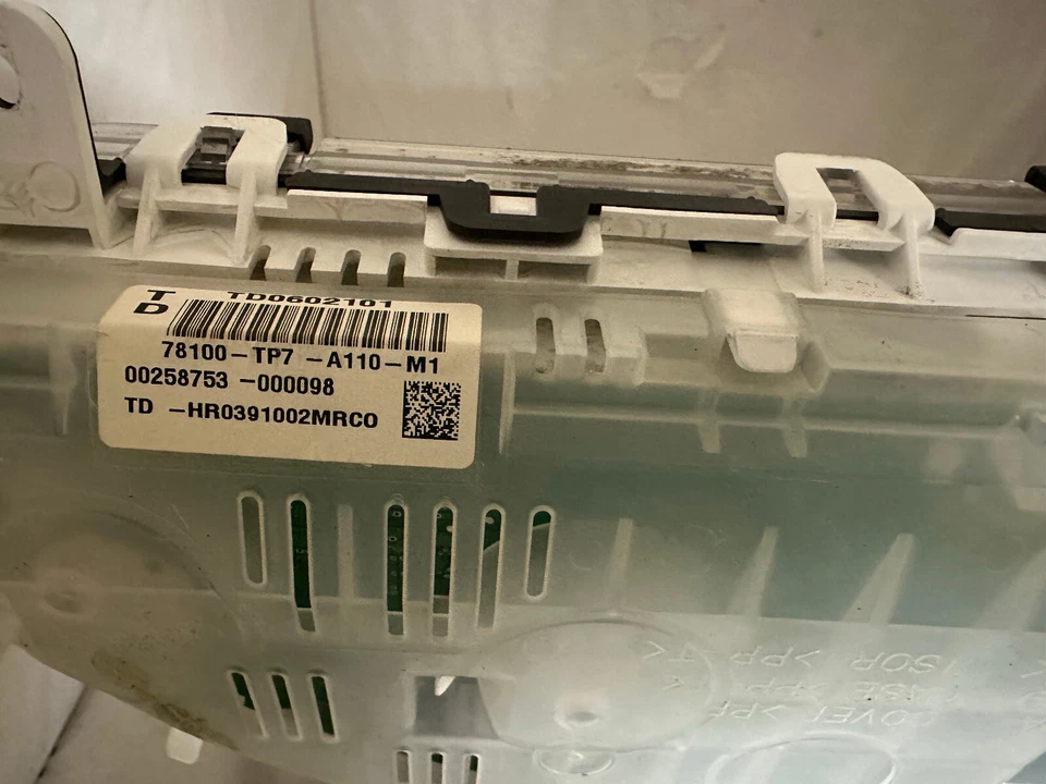 Cuadro de instrumentos velocímetro Honda Crosstour 2010 2011 2012 AWD 107.231 millas Foto 3 de 3