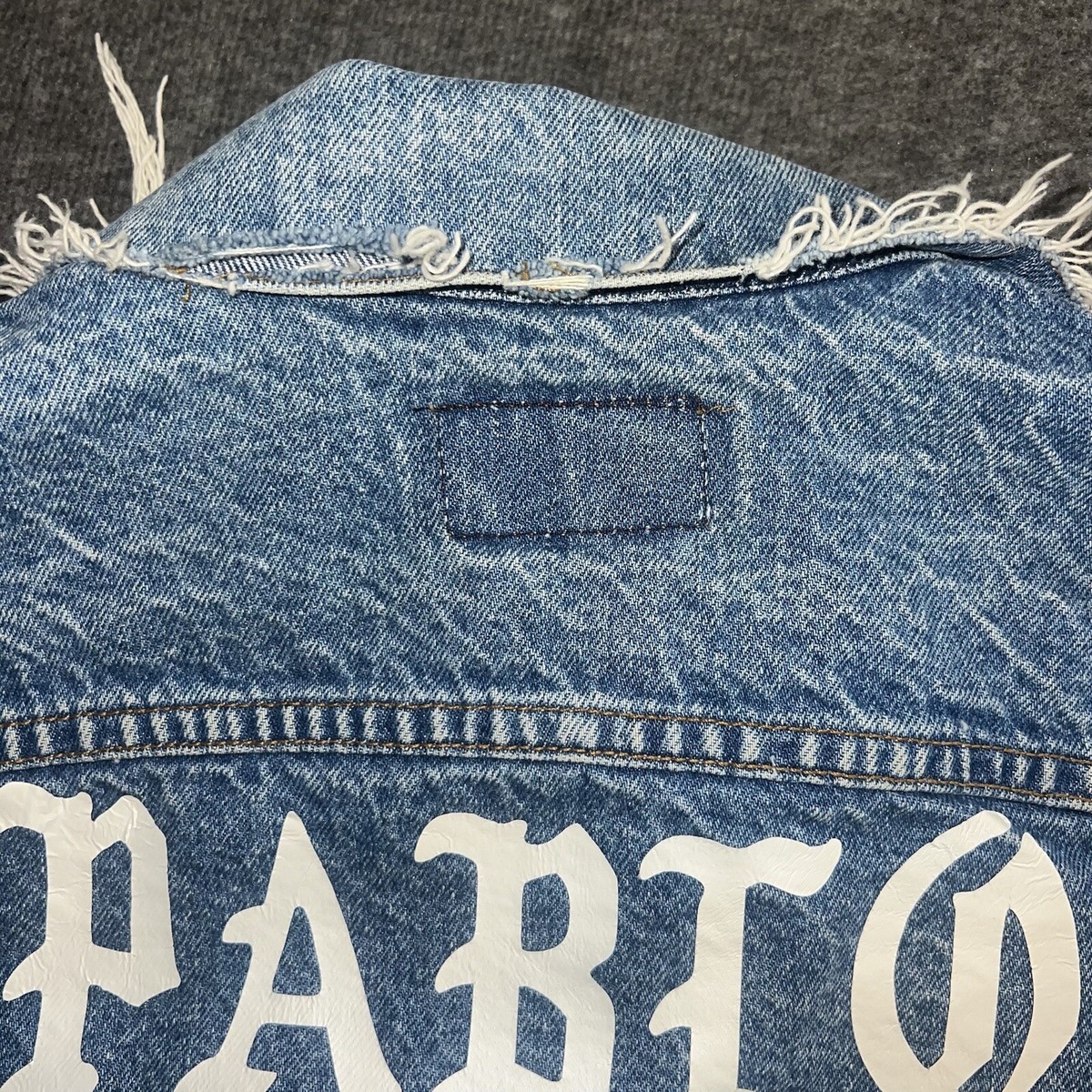 Kanye West PABLO Levis Jacket TLOP Tour Merch Size 36R Kanye West PABLO Levis Jacket TLOP Tour Merch Size 36R