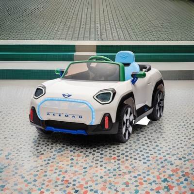 Kinder Elektro Mitfahrauto 12V Lizenziert Mini Aceman mit Fernbedienung WEISS