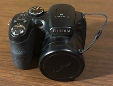 Fuji Fujifilm FinePix S2950 14MP Digital Camera w/18x Zoom Black tested/GUC