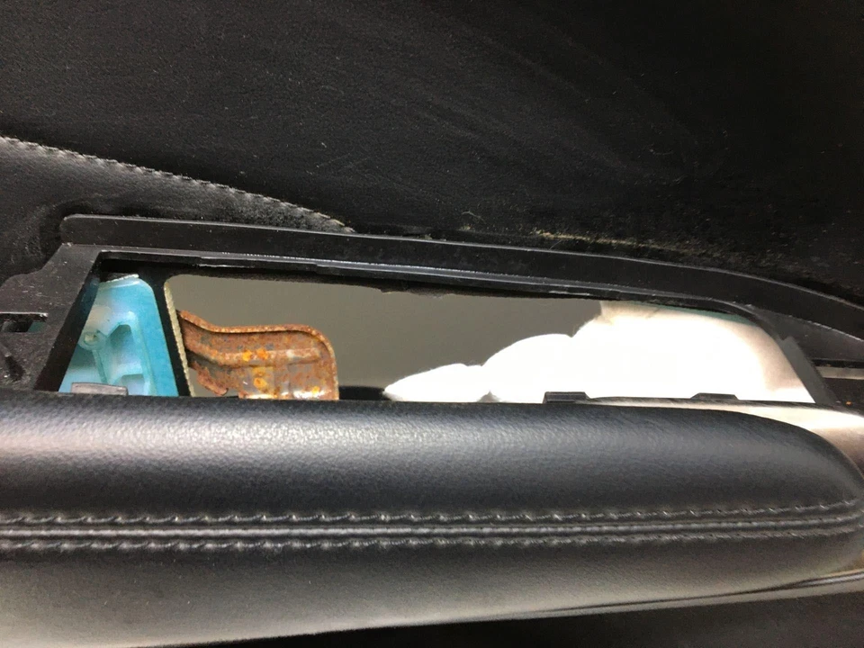 15 LINCOLN MKC Front Door Trim Panel - Imagem 2 de 4