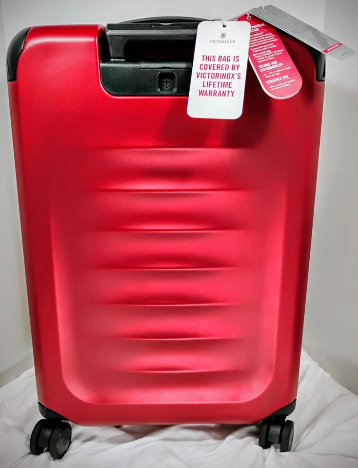 NEW VICTORINOX SPECTRA 3.0 -  27.2" EXPANDABLE MEDIUM CASE - Image 3 of 4