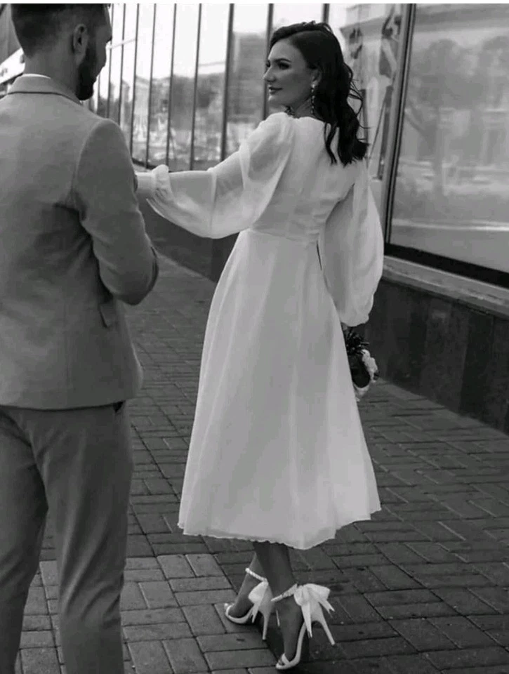 Vestidos de novia de manga larga hasta el té para novia de gasa con cuello en V línea A. Talla 10W Foto 2 de 4