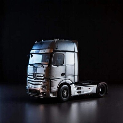 Mercedes-Benz Actros GigaSpace 4x2 ''Edition 3'' - 1:18 Scale Model - NZG Modelle