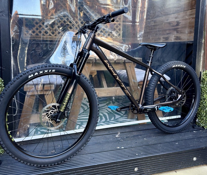 Whyte 901 V4 2023 | Medium | Excellent Condition | RockShox Forks