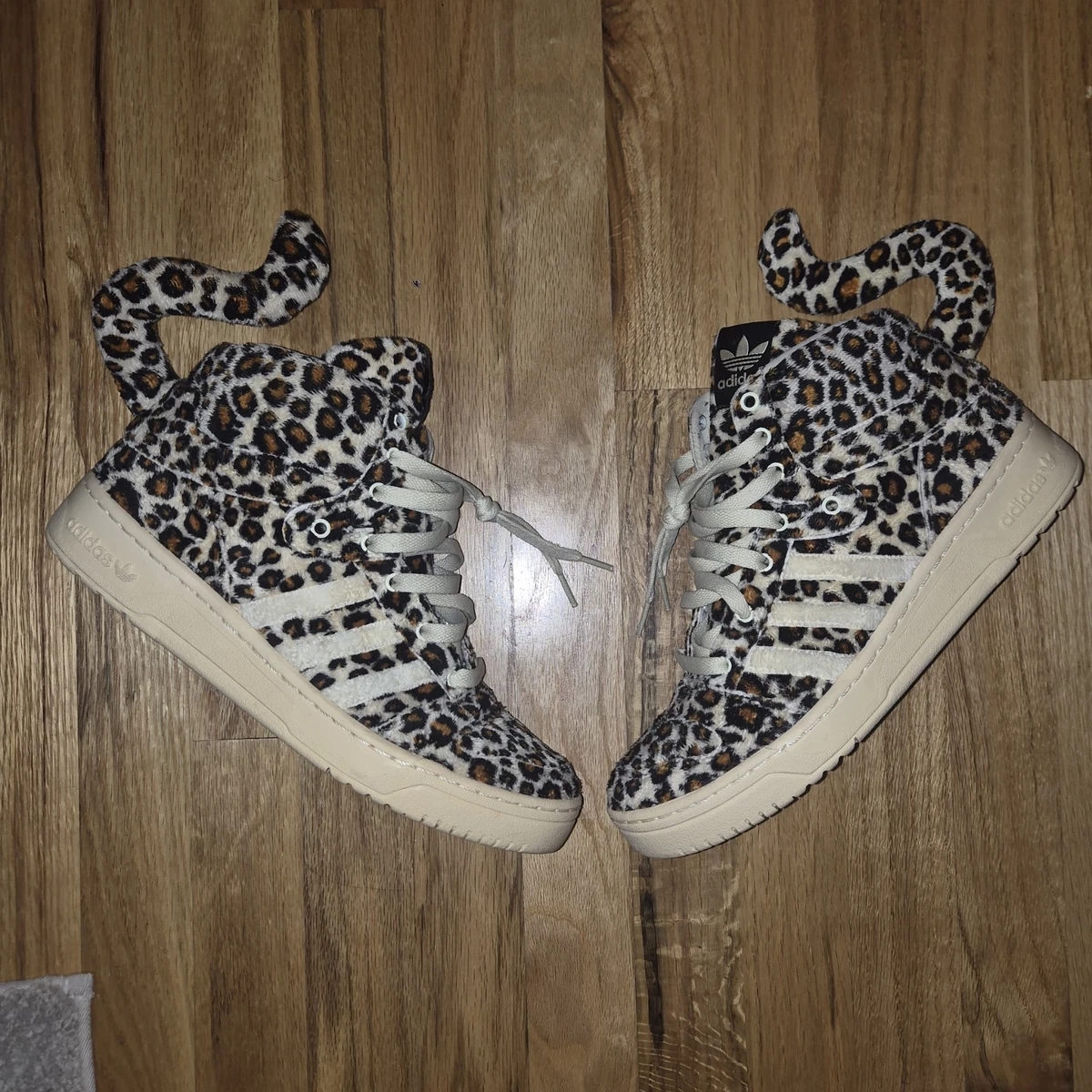 Las mejores ofertas en adidas Jeremy Scott Leopard Tail Sandstorm