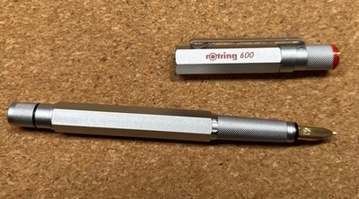 Rotring Füllfederhalter 600 Aluminium Mit 750 Goldspitze BB in OVP 