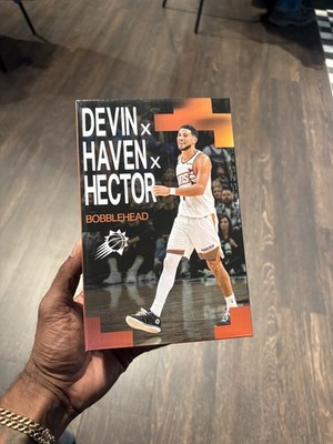 Devin Booker And Dogs Bobblehead On 4/8 SGA IN HAND Vs Mavs