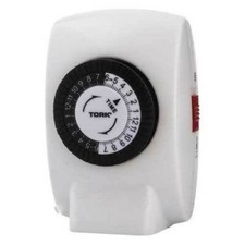 2 Plug In Timer,Wht,Indoor,125V,500W TORK 402B SA134 Digt Timer 600W Non-GND