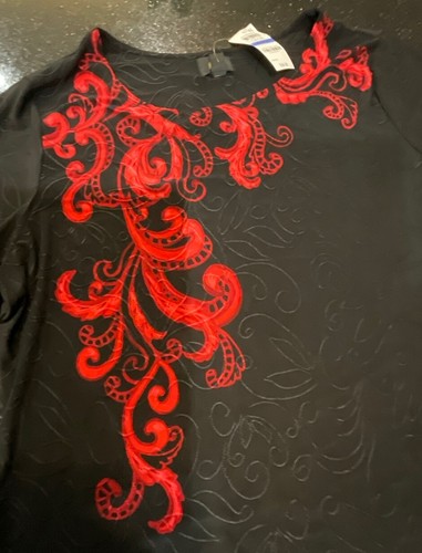 HM Collection Women’s XL Dressy Black & Red 3/4” Sleeve Top NWT - Picture 3 of 12