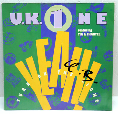 12'' Maxi-Vinyl - U.K. 1 (One) feat. Tia & Chantel - Yeah! Turn On The Light