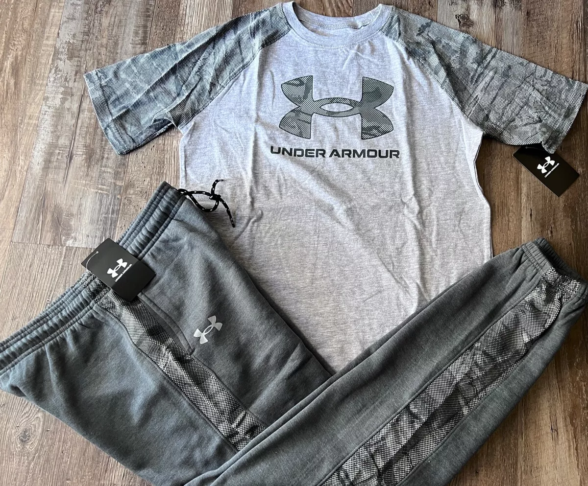 NWT Under Armour Boys YXL Gray Lt Gray Big Logo Elastic Cuff Jogger Pants Set