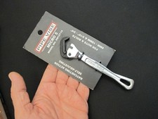 Small 6” Pipe Vise SW127-14 Micro 5 Steel Quick/Self-Adjusting Wrench