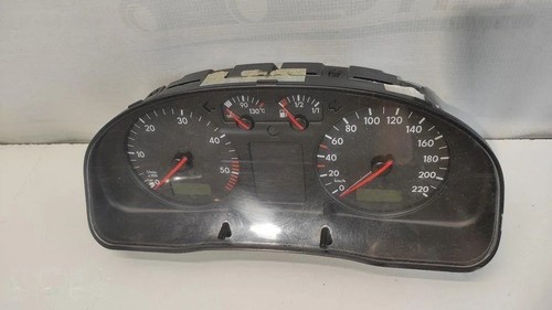 VW PASSAT B5 3B2 Kombiinstrument 88311245 3B1919860C 1.90 Diesel 81kw 17121469