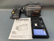 Panasonic PalmSight PV-L557 Handheld VHS-C Camcorder w/AC Adapter NO BATTERY 