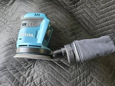 Makita XOB01 18V LXT Lithium‑Ion Cordless 5" Random Orbit Sander, Tool Only
