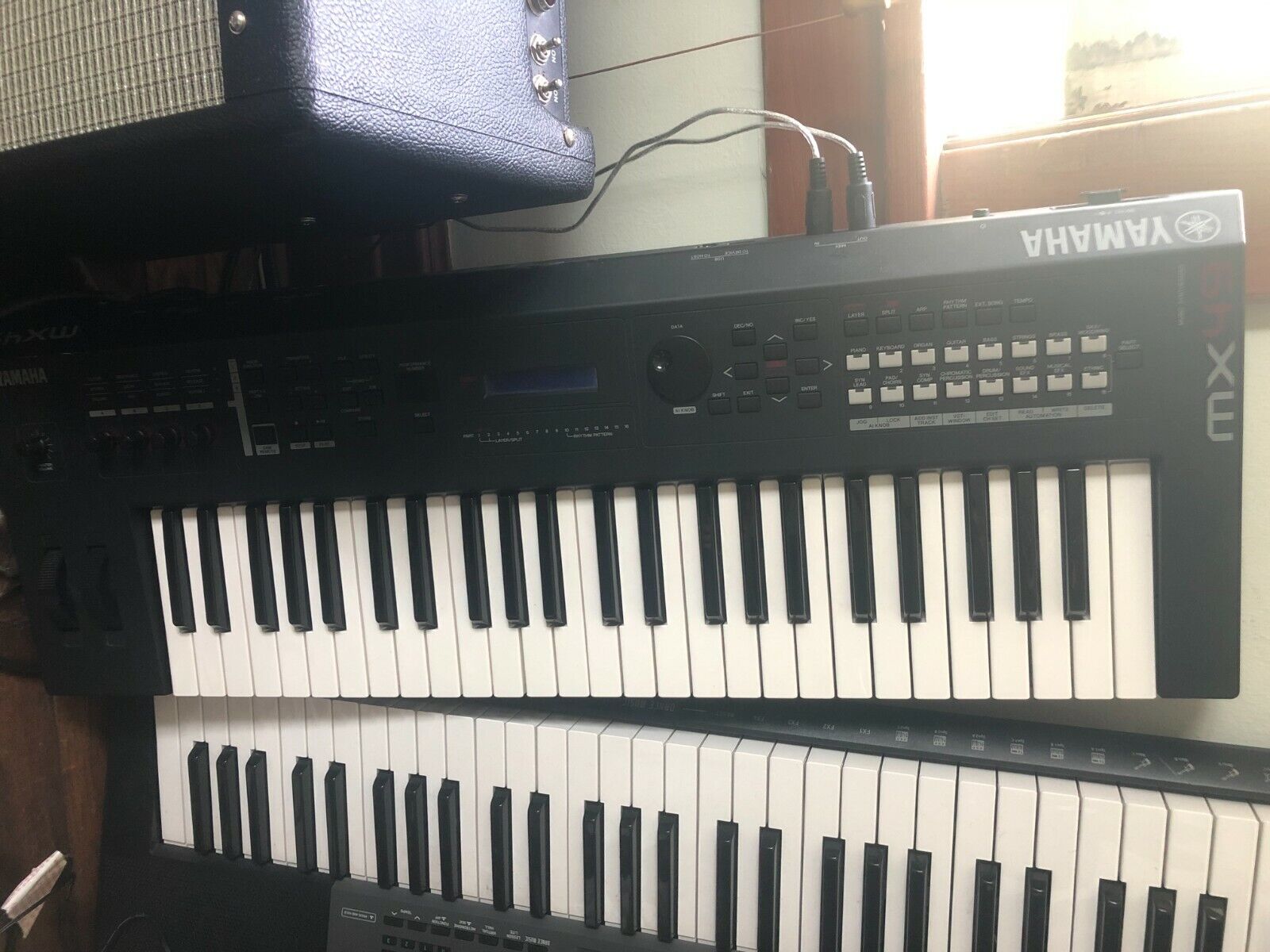 yamaha synthesizer mx 49