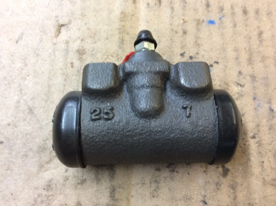 New Fade Free Drum Brake Wheel Cylinder Rear 57147 Foto 3 de 4