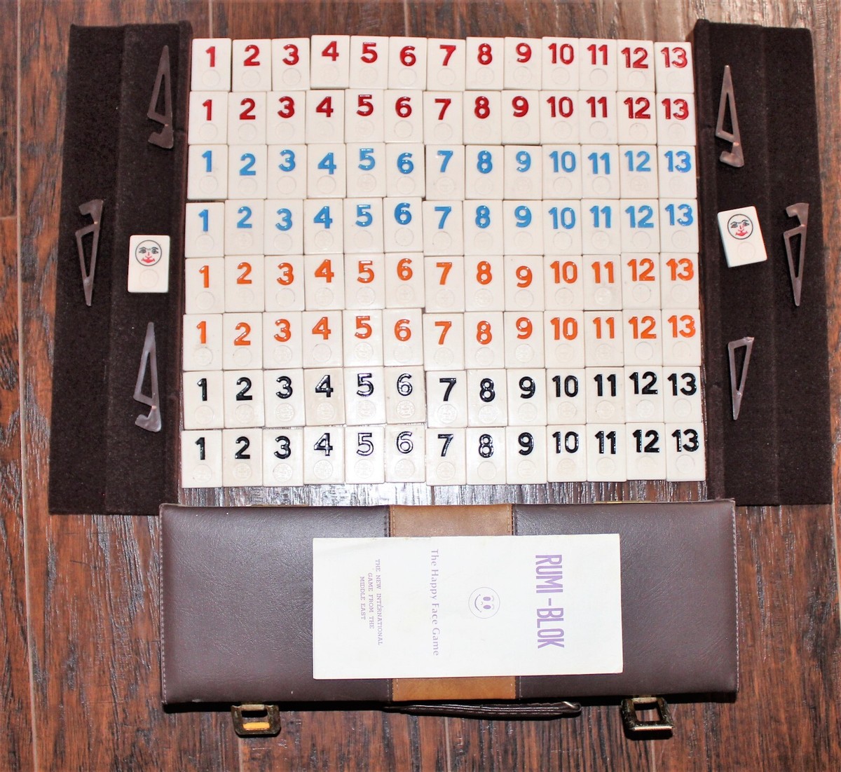 C rumi⭐︎ Vintage Rumi-Blok The Happy Face Game Rummikub Complete Set