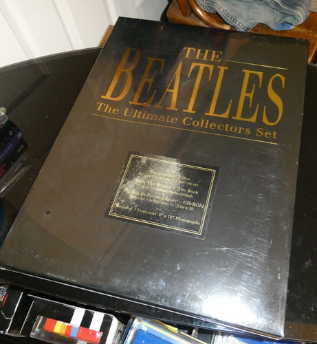 The Beatles Ultimate Collector CD Box Set (Master Tone Catalog 8047) Sigillato!!! - Foto 2 di 10