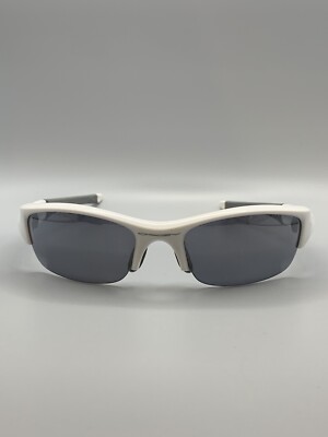 OAKLEY Flak White Black Iridium Polarized Mirrored 03-882 63 OAKLEY Flak White Black Iridium Polarized Mirrored 03-882 63