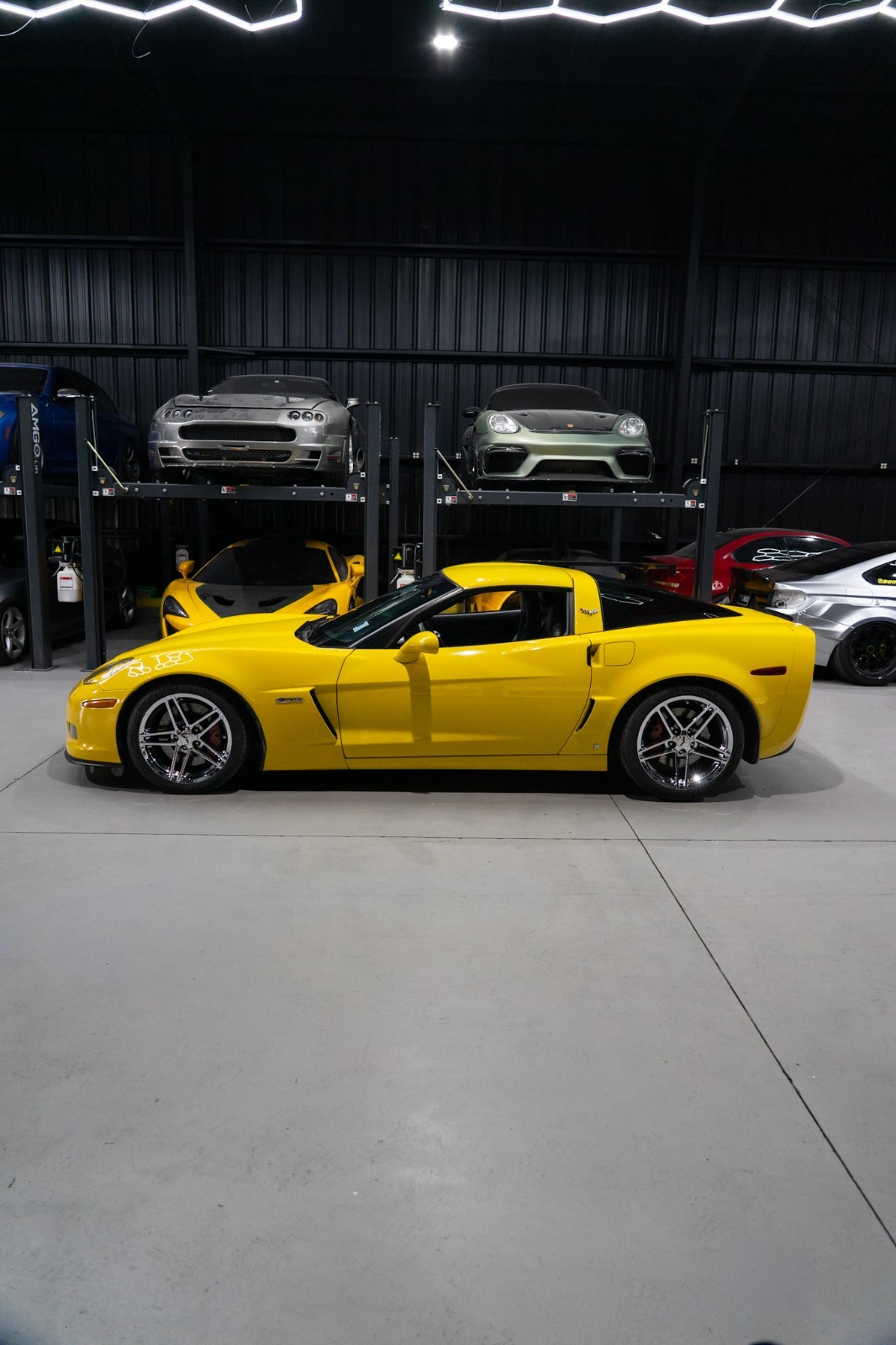 2006 Yellow Chevrolet Corvette   | C6 Corvette Photo 5