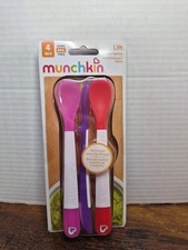 Munchkin Assorted Colors Lift Spoons Pack