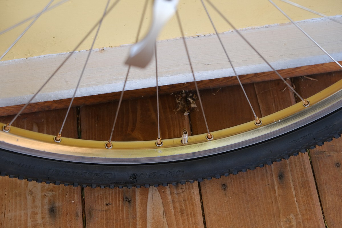 Mavic 217 Sunset Mountain Bike Front Wheel 26