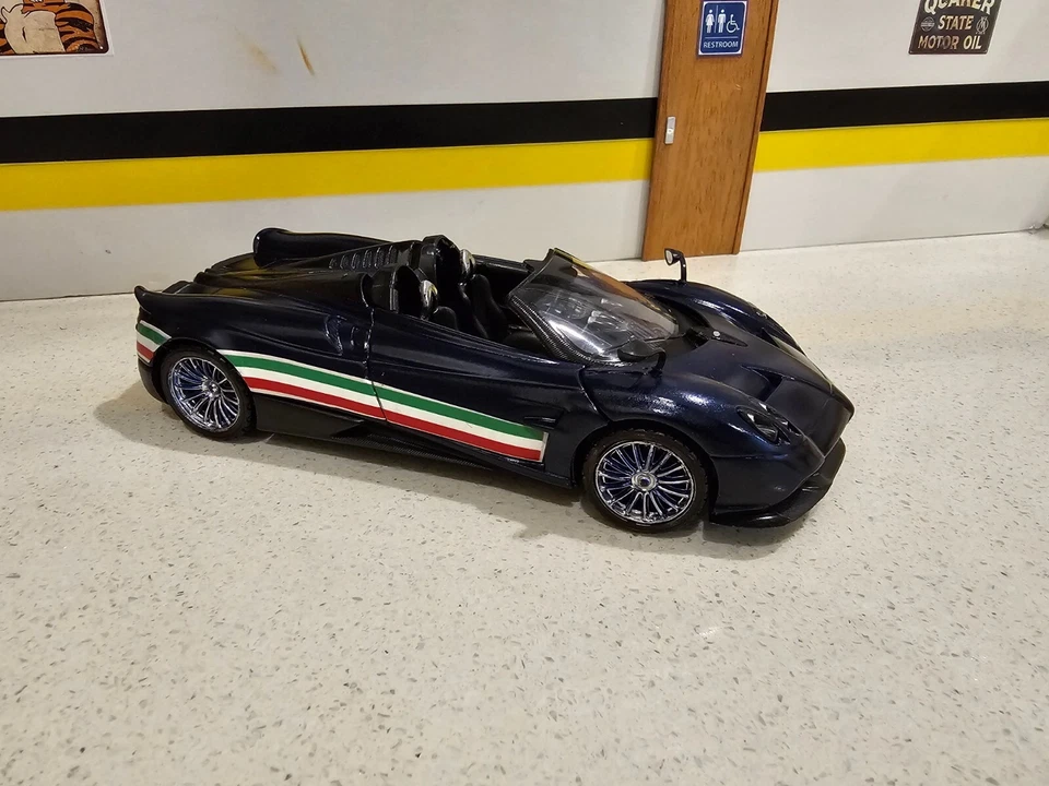 Coche fundido a presión Fast & Furious X escala 1:24 Pagani Huayra personalizado Foto 4 de 4