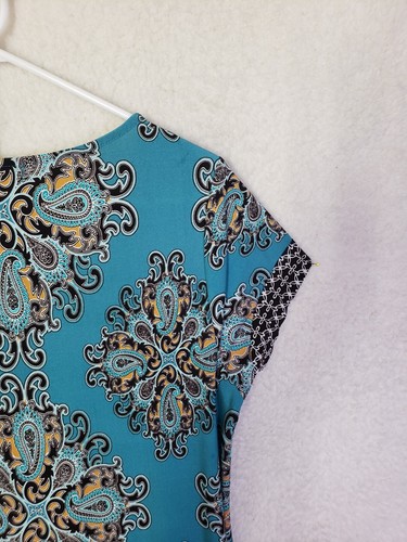 Top donna Dressbarn grande blu stampato misto poli manica corta casual fit camicia - Foto 12 di 17