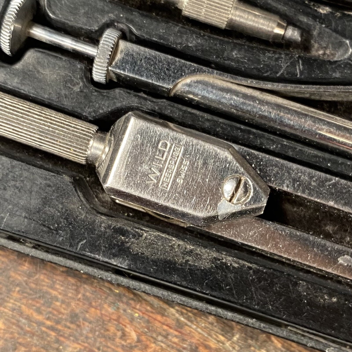Vintage Wild Heerbrugg RZ-21 Swiss Drafting Compass Set w Hard