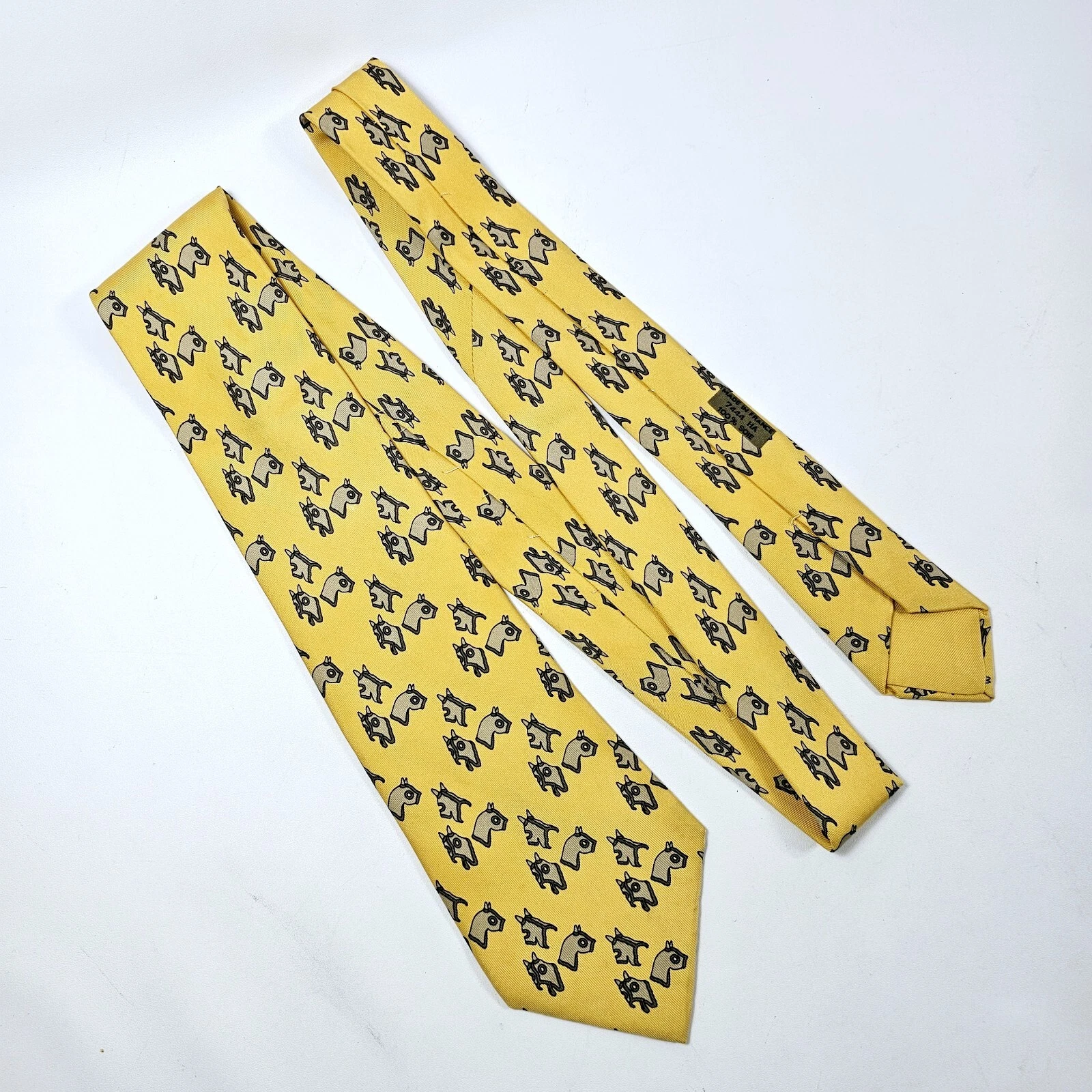 HERMÈS CRAVATTA HERMES 100% SETA GIALLA CON CAPPUCCIO VISO CAVALLO MODELLO 7444 HA Autentica