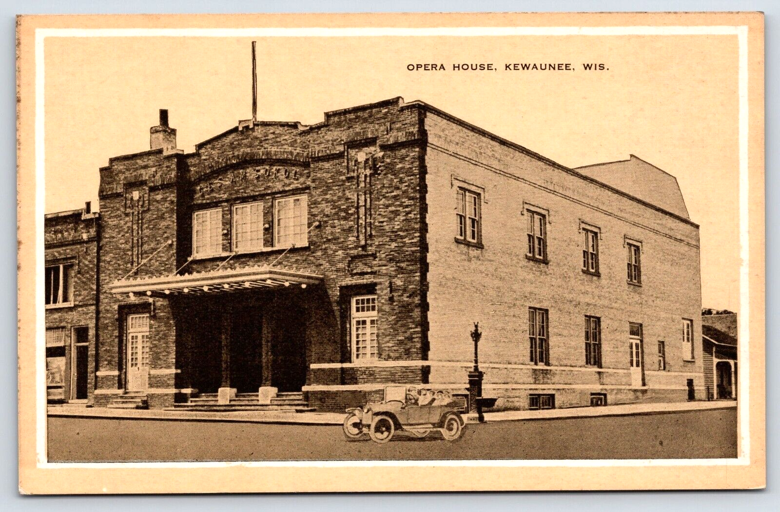 VINTAGE OLD ANTIQUE POSTCARD OPERA HOUSE BUILDING CAR KEWAUNEE WISCONSIN USA