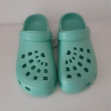 Casual Women's Slip on Garden Clogs Sandals Size 5/6 Green Shoes with Straps NEW