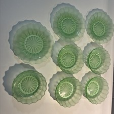 Rare 8 Pc Lot Vintage Bagley Frosted Satin Green Glass Bowls Salad Dessert