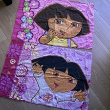 Set of 2 Vintage 2000s DORA the EXPLORER Floral multicolor Pillow Cases GUVC