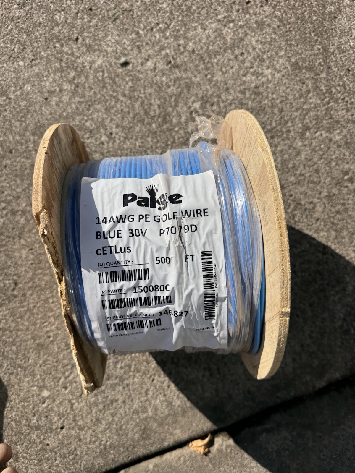 14 AWG PE Golf Wire Blue 30v 500 Ft Roll