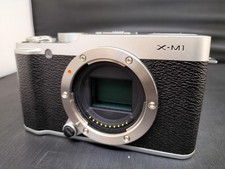FUJIFILM X-M1 Mirrorless Single Lens Camera