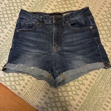 Aeropostale High Waisted Midi jean shorts size 4