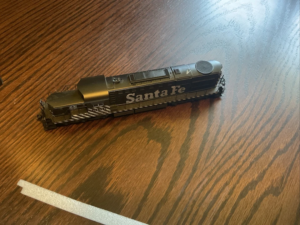 Broadway Limited - HO - RSD-15-ATSF -800 Paragon 3 DC-DCC - LN-PROBADO Foto 3 de 4