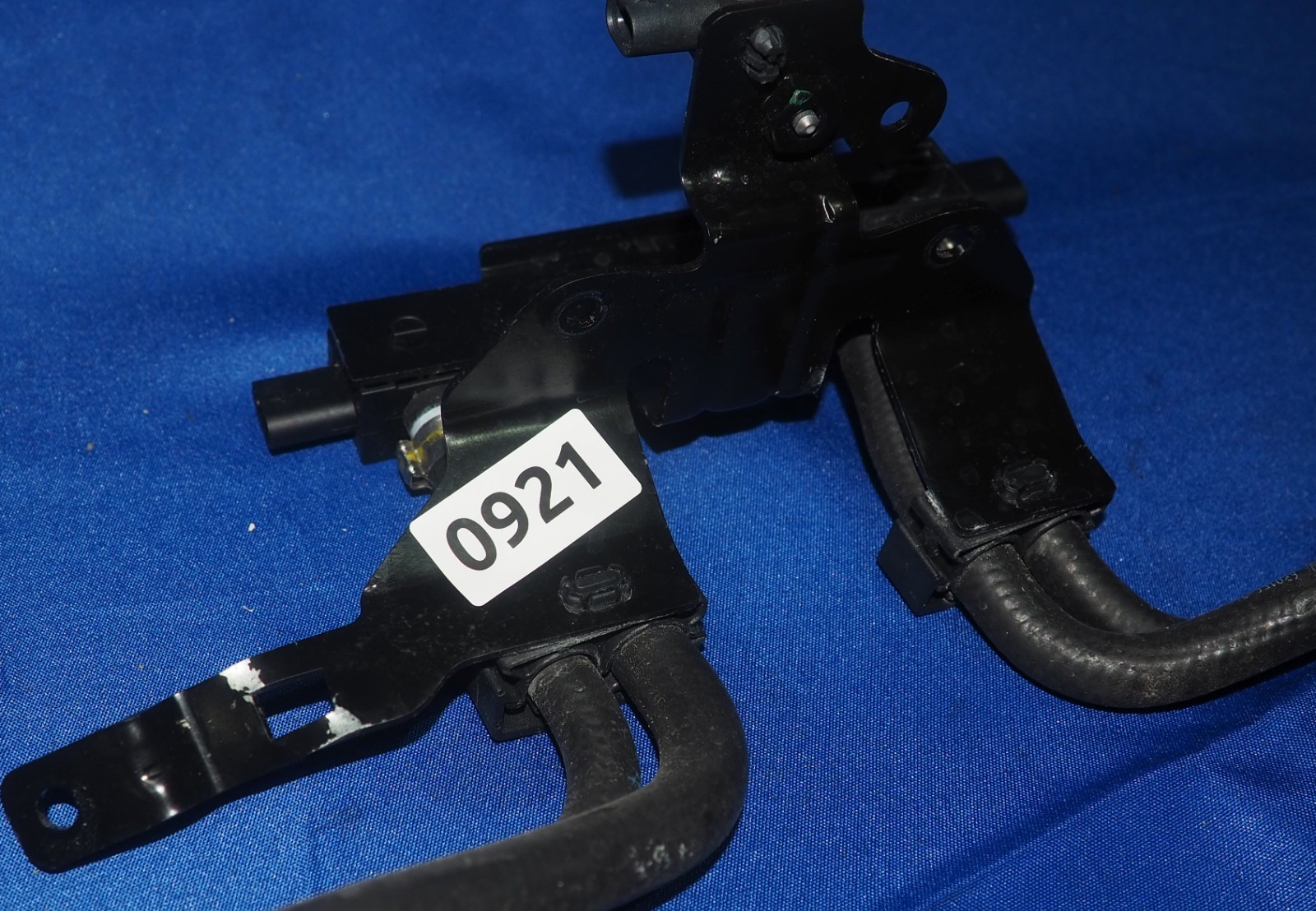 2022-2026 Maserati MC20 MCPura Exhaust Pressure Sensor Valve Assembly OEM