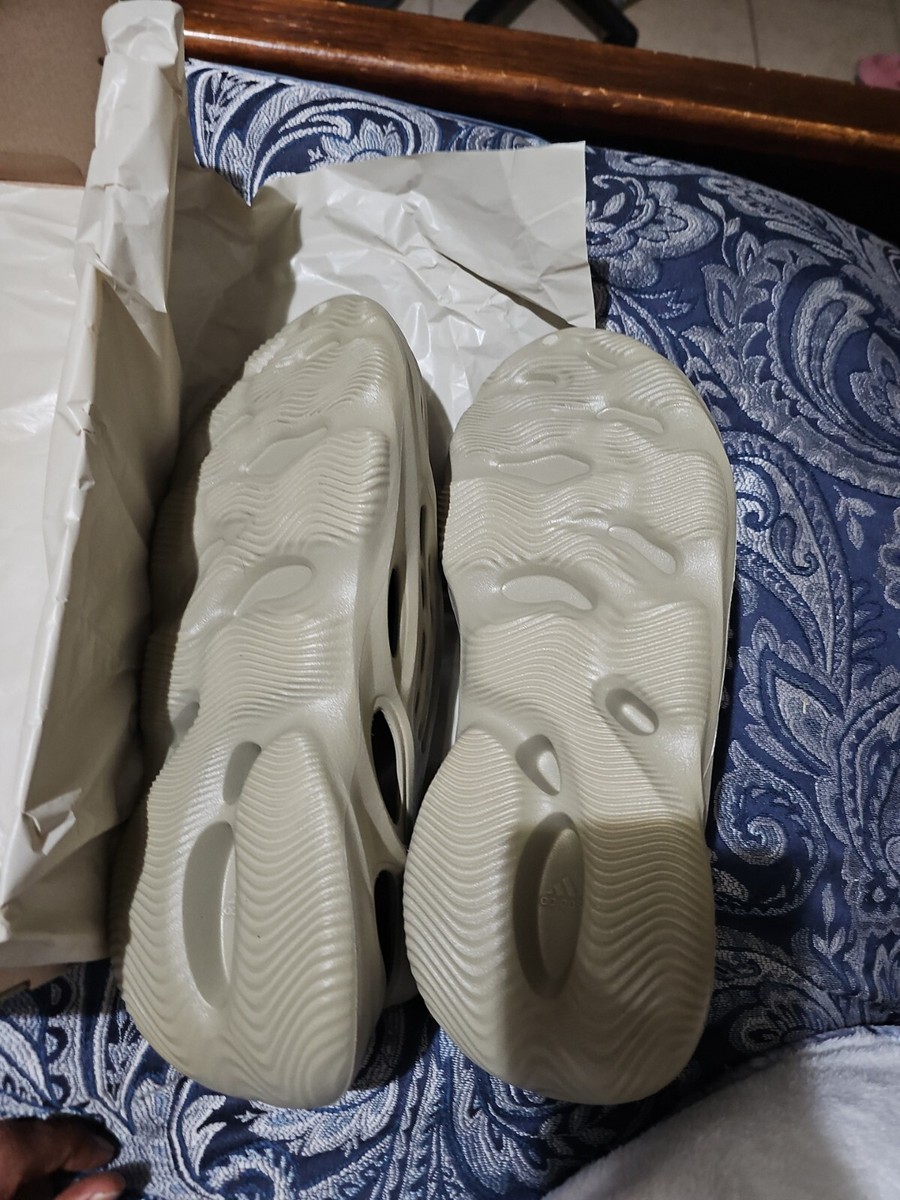 Size 14 - adidas Yeezy Foam RNR / Runner Stone Salt - GV6840 Size 14 - adidas Yeezy Foam RNR / Runner Stone Salt - GV6840