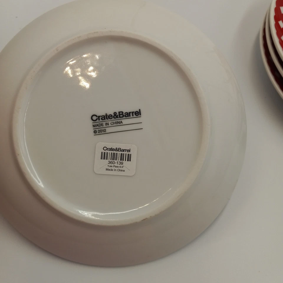 Crate & Barrel Set 4 Appetizer Plates White And Red Yule Plate 6.5" New - Image 4 of 4