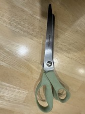 Fiskars Pinking Shears Zig Zag Fabric Scissor...